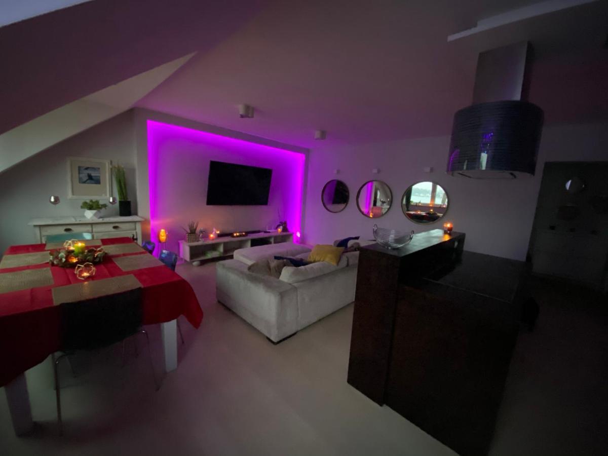 View Luxury Apartment